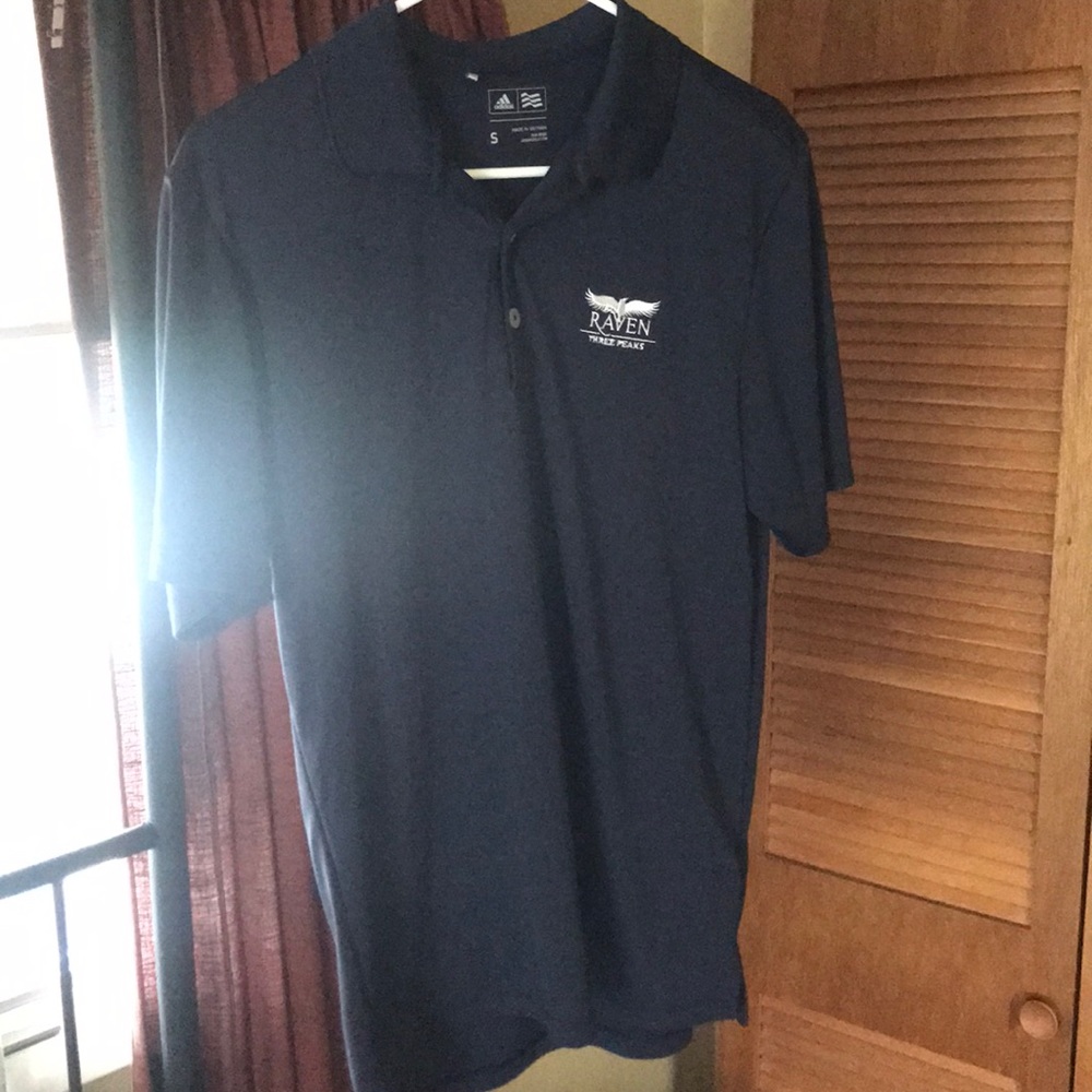Men’s golf shirt